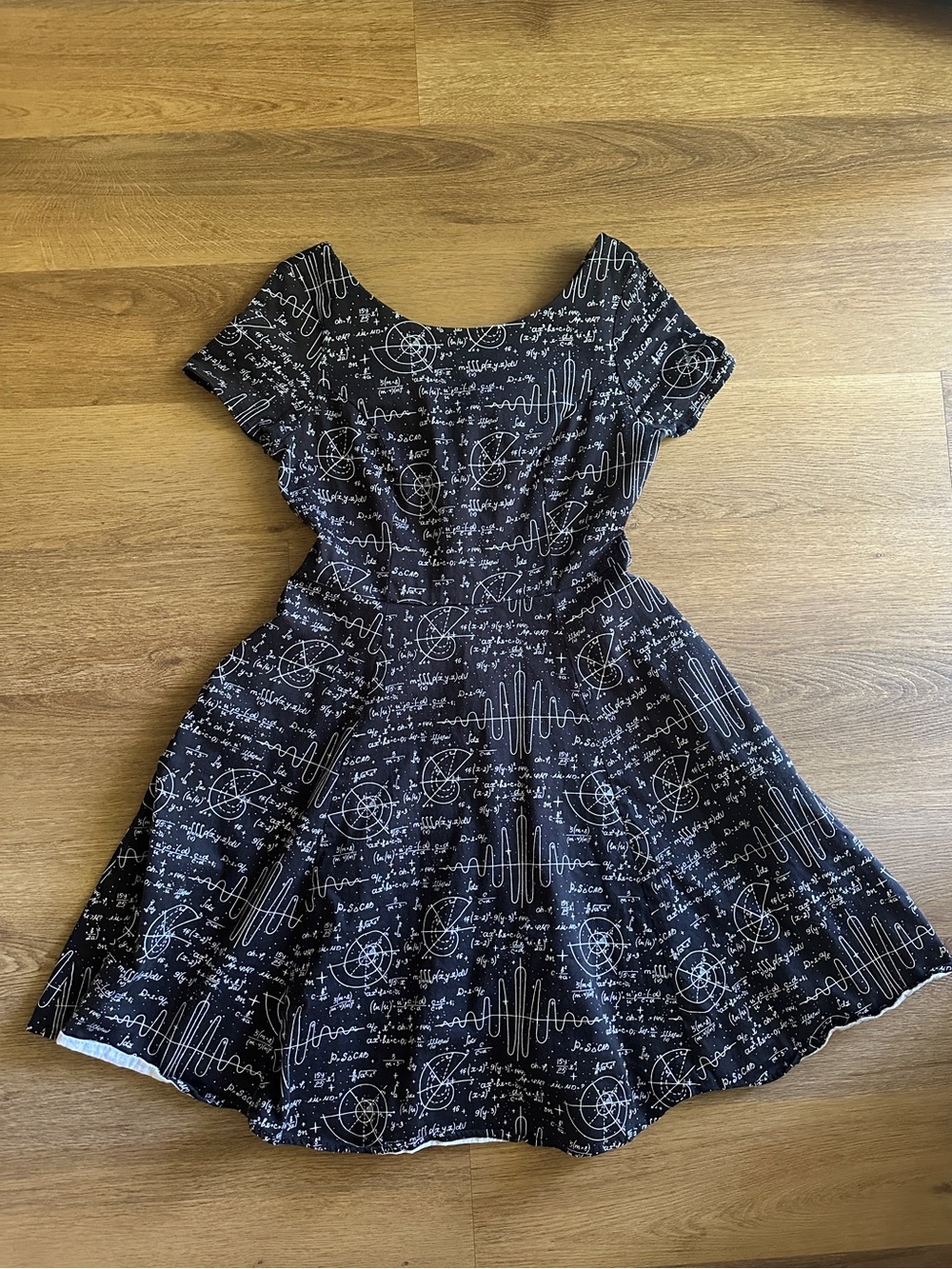 Eva Rose Math Dress Black White Math Print Teacher STEM Science XL